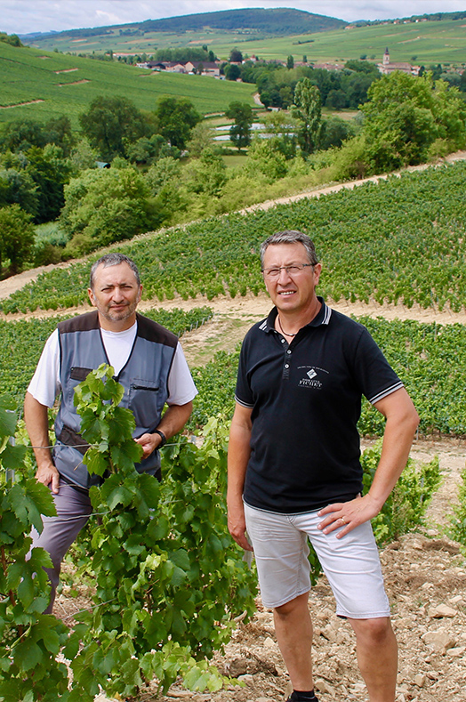 Pierre-Yves and Olivier FICHET on La Cra plot overlooking the village of Igé